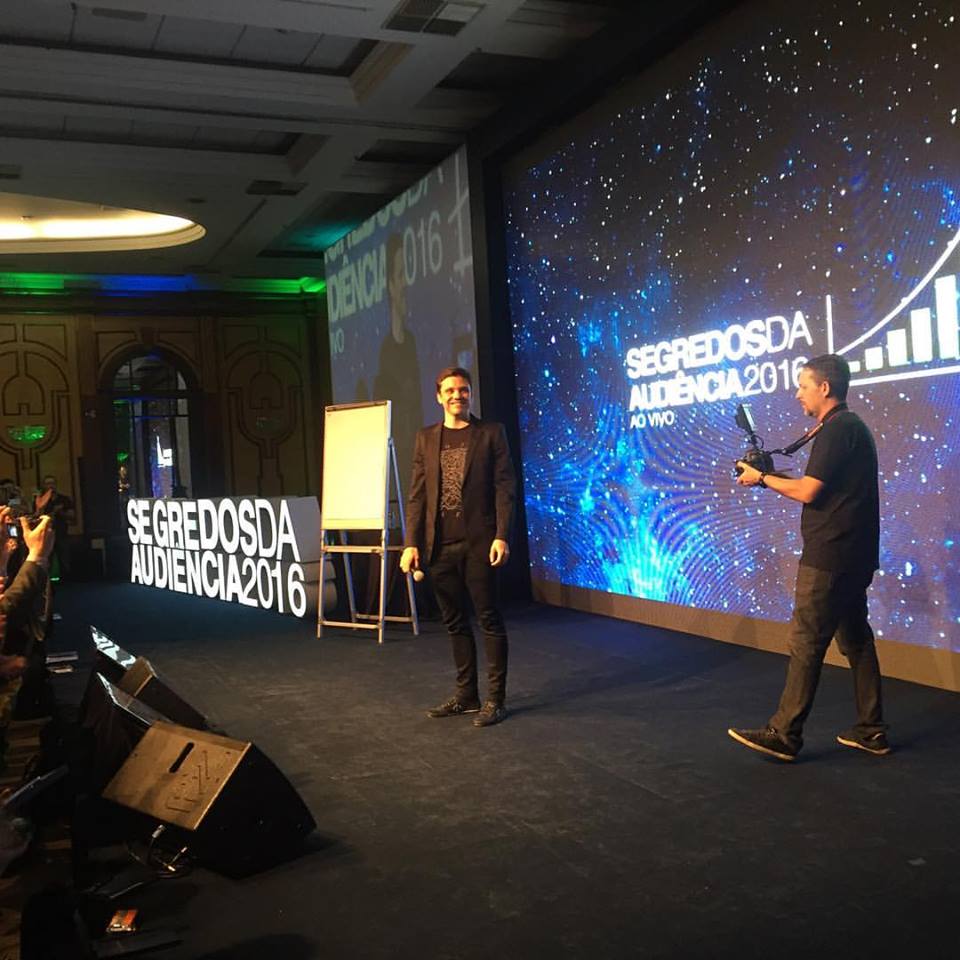 Virei empreendedor de palco!